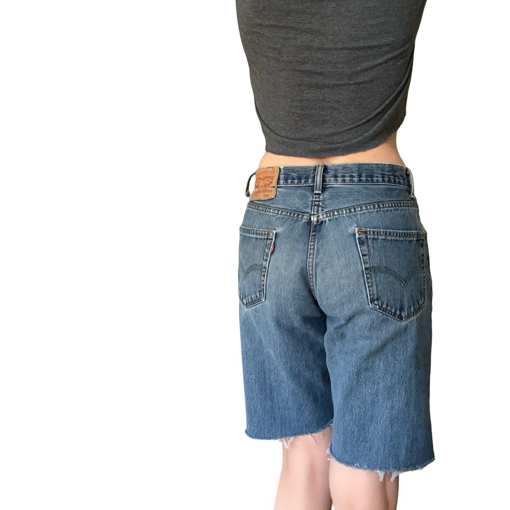 Men’s 550 Levi’s Cutoff Denim Bermuda High Waist Distressed Jeans Shorts Size 30 - Picture 6 of 15